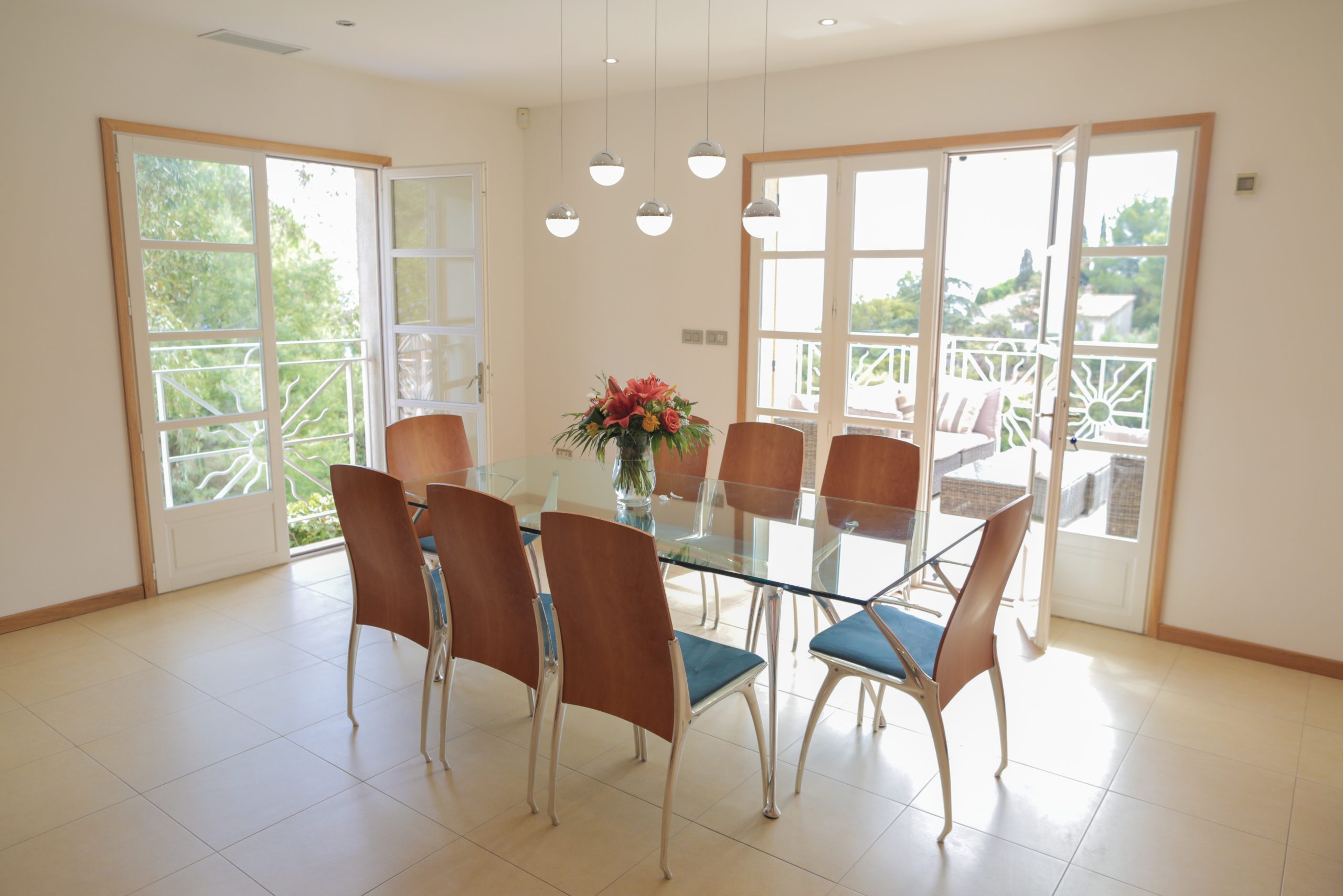 South France Holiday Villas Villa Corsair Dining Area